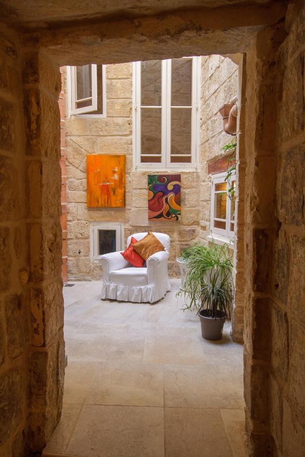 Town House Steeped In History Villa Rabat Eksteriør billede