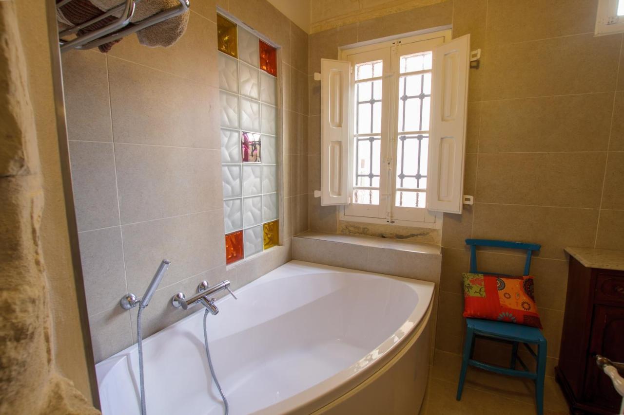 Town House Steeped In History Villa Rabat Eksteriør billede